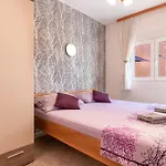 Awesome In With Wifi Apartment *