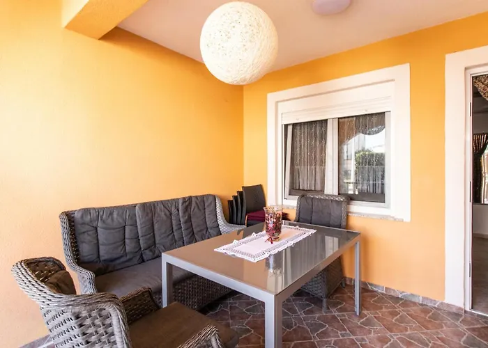 Gorgeous In With Wifi *