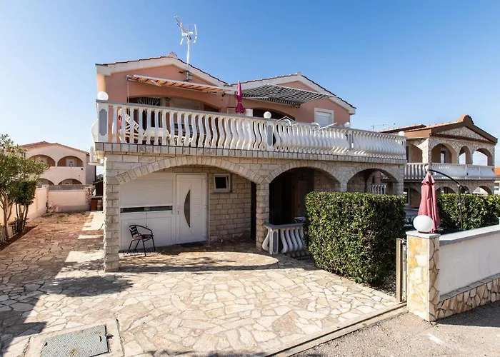 Gorgeous In With Wifi