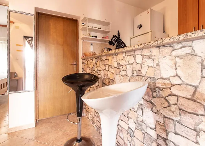 Gorgeous In With Wifi *